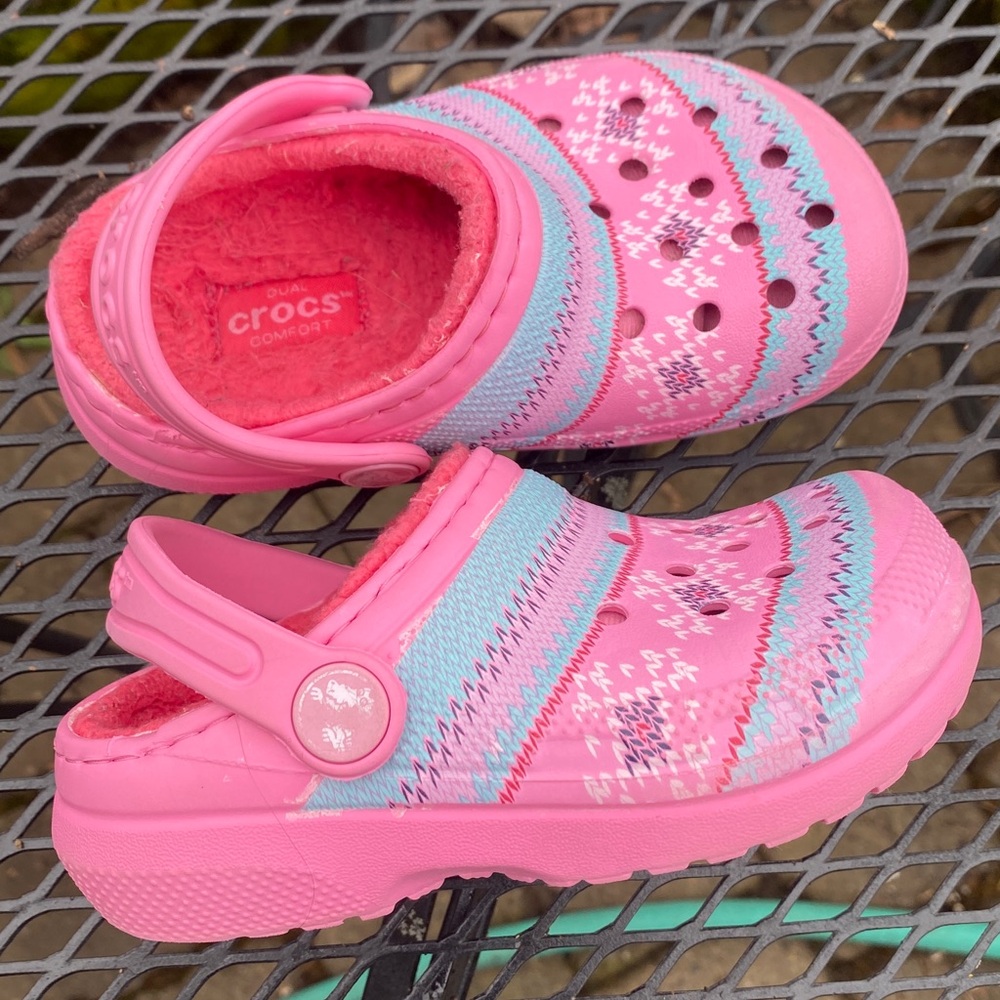 New CROCS toddler girl Pink Faux-Fur Lined Clogs 8 - Picture 4 of 6